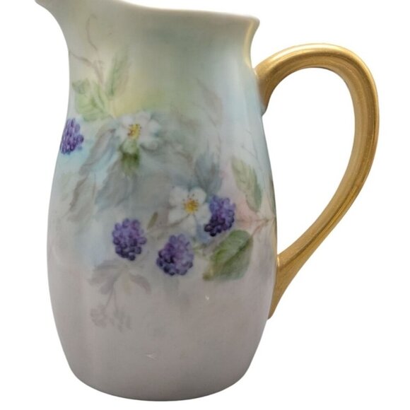Blackberry Floral Handpainted Pitcher Gold Handle Unmarked Vintage Ceramic 5.5" - Picture 9 of 10